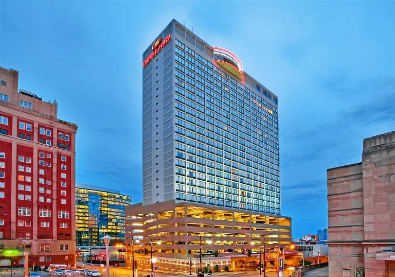 Crowne Plaza Hotel Kansas City Downtown By IHG in Kansas City, MO