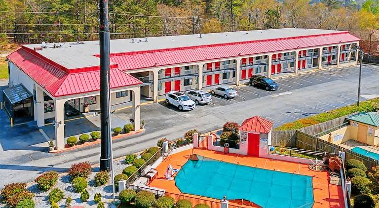 Regency Inn & Suites