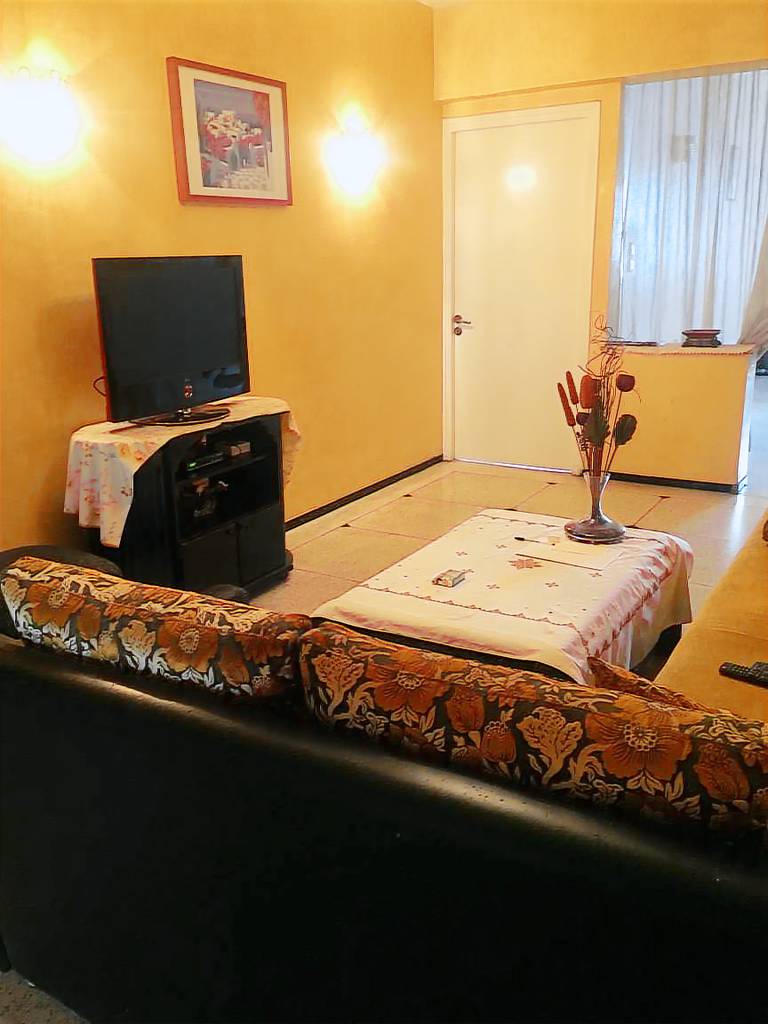 Property in a quiet area close to the train station and town — photo 2