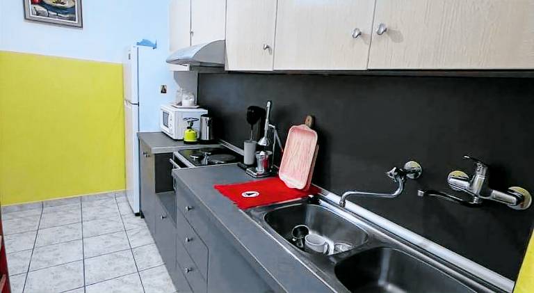 Beautiful rental apartment with patio | Perfect for remote work | Pets are welcome — photo 5