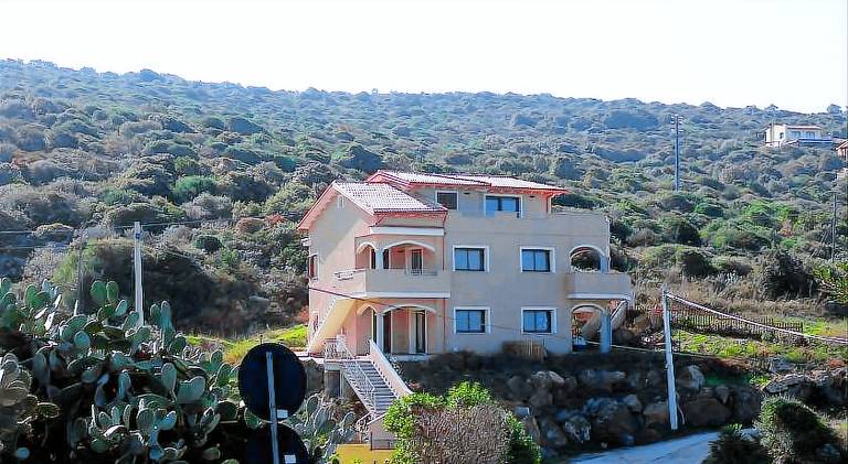 Apartment with 2 rooms for 5 persons — photo 3