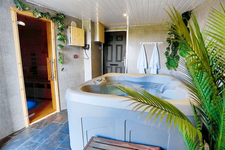 Cottage  Skelton Green
