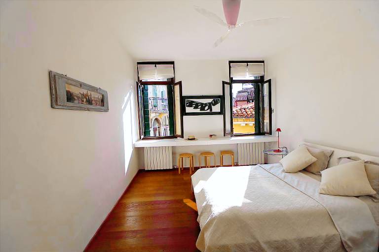 Apartment | Near Rialto Bridge — photo 2