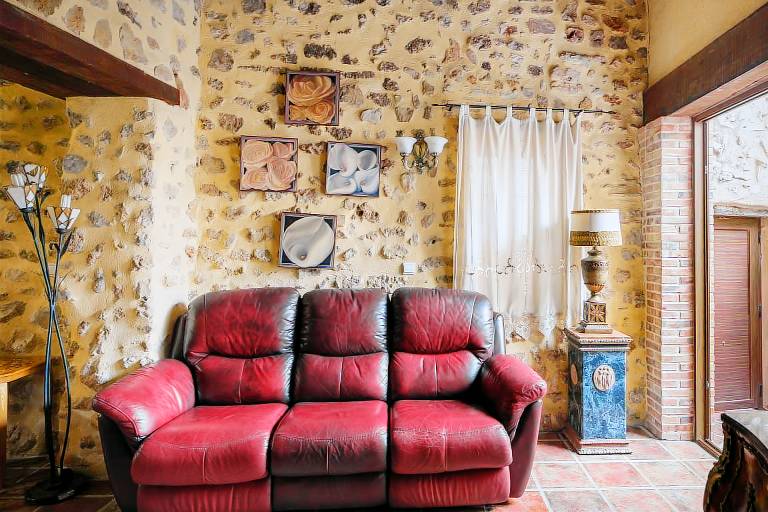 House with terrace — photo 5