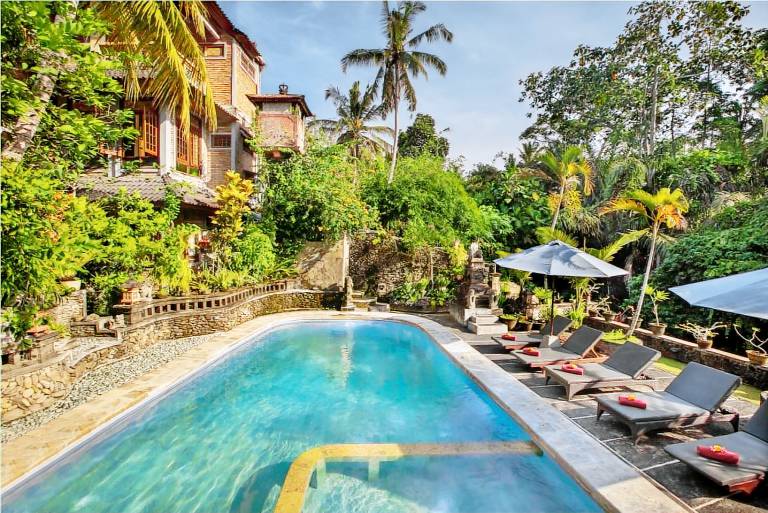 Bed & Breakfast  Ubud