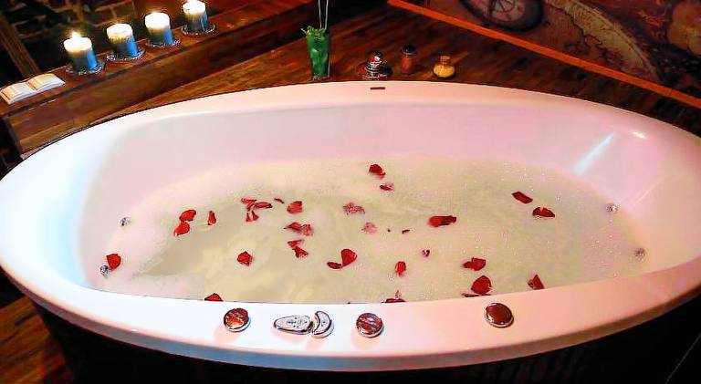 Serviced apartment with jacuzzi & sauna — photo 4