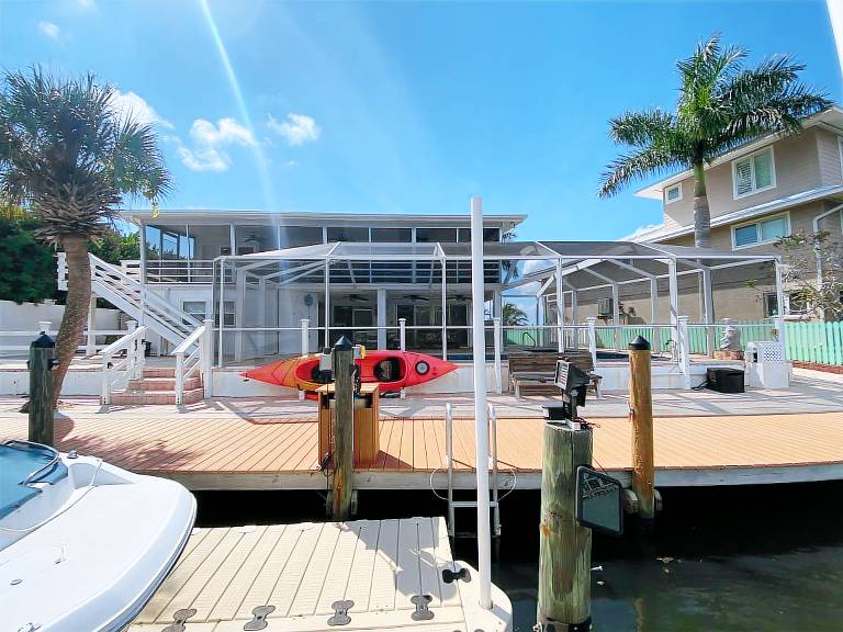 Family-friendly lovely vacation home with pool & grill | Water view | Beach nearby | Dogs allowed — photo 2