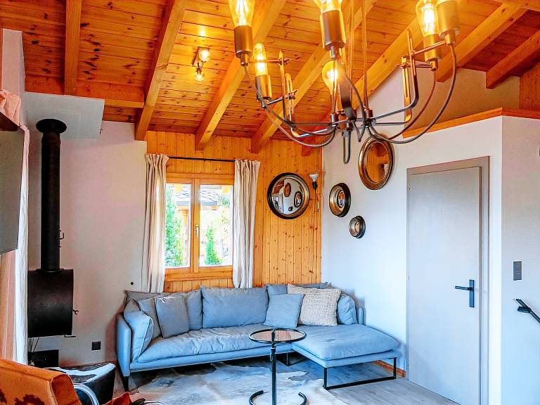 Vacation home with terrace, sauna & BBQ | Mountain view — photo 4