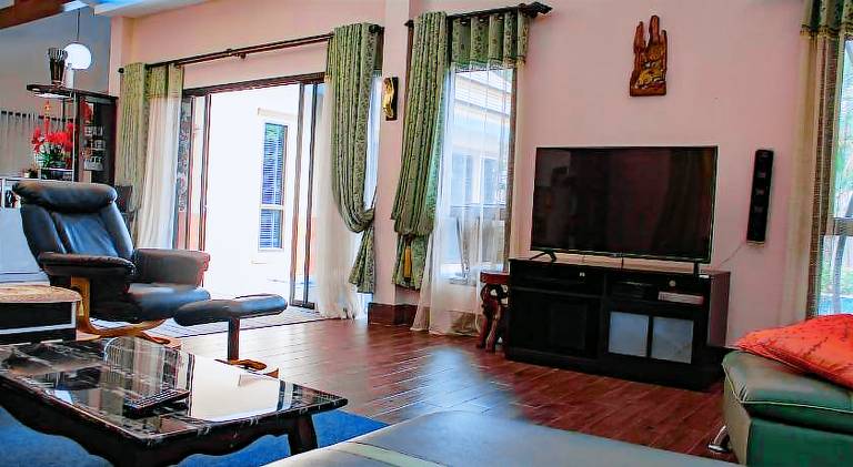 Nice villa with pool | Suitable for remote work | Pet-friendly — photo 2