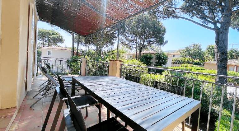 Holiday apartment with pool & terrace — photo 5