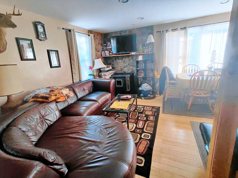 House  Parksville