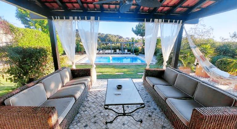 Villa with pool | Pets are welcome — photo 3