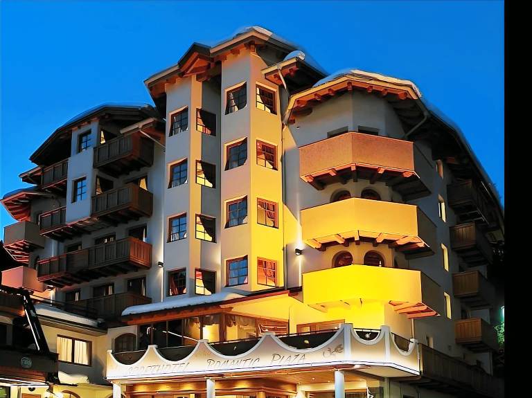 Sporthotel Romantic Plaza in Pinzolo