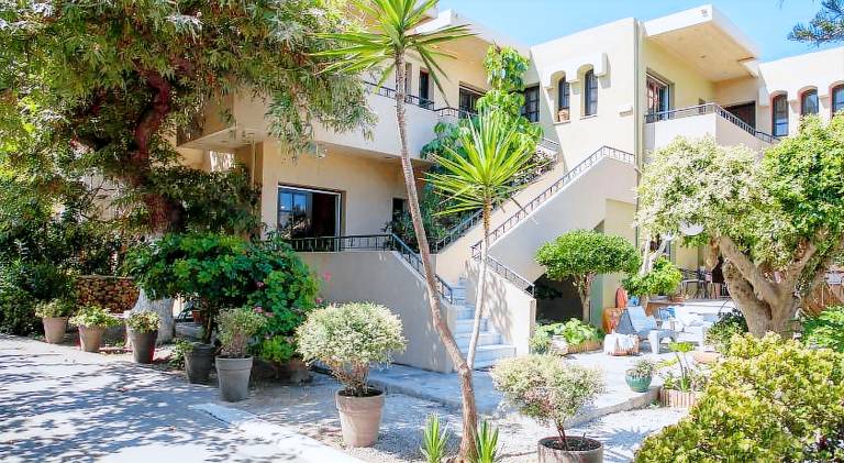 Holiday apartment with garden & terrace — photo 5