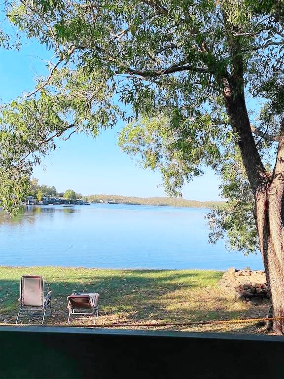 House Lake Bennett