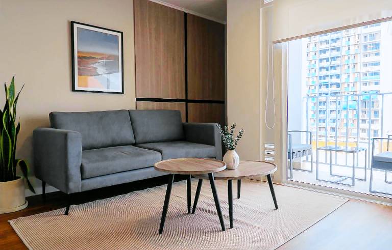 w Modern Bright 2BR w Balcony in Miraflores