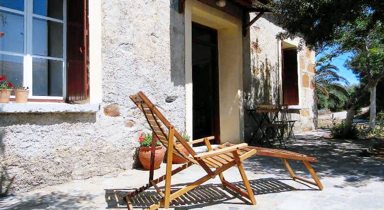 House with 1 room for 5 persons in Chania
