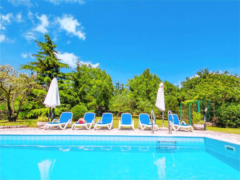 Family-friendly charming rental with pool, garden & barbecue | Pool view | Pet-friendly — photo 3