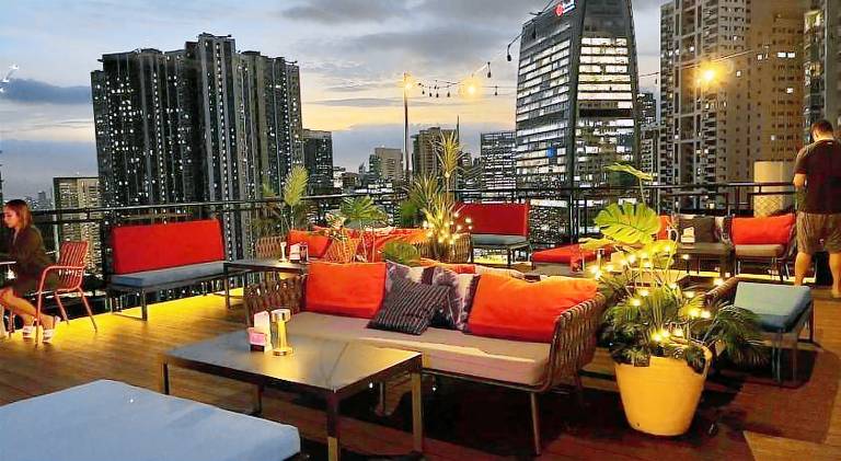 Modern 1BR Executive Suite l Best City View of BGC l The Residences BCCT — photo 5