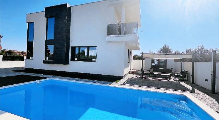 Villa with pool | Dogs allowed in Vodice