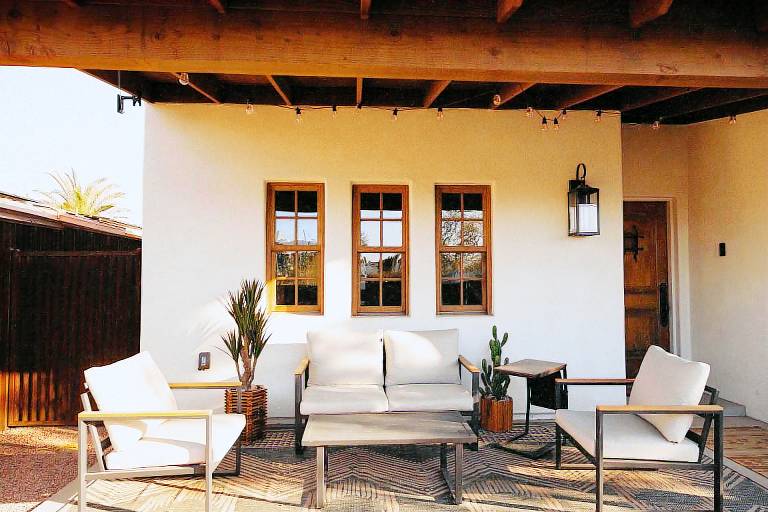 House  Enchanted Hills