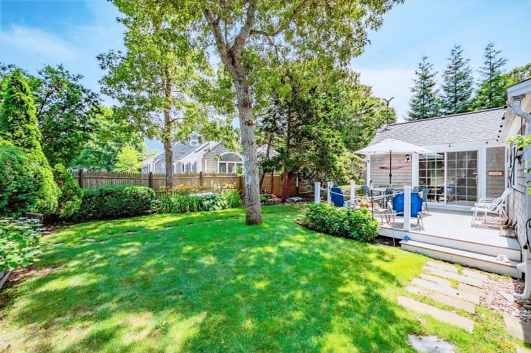 Family-friendly house with yard & barbeque | Beach nearby | Pets allowed — photo 5