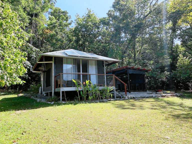 House  Cape Tribulation