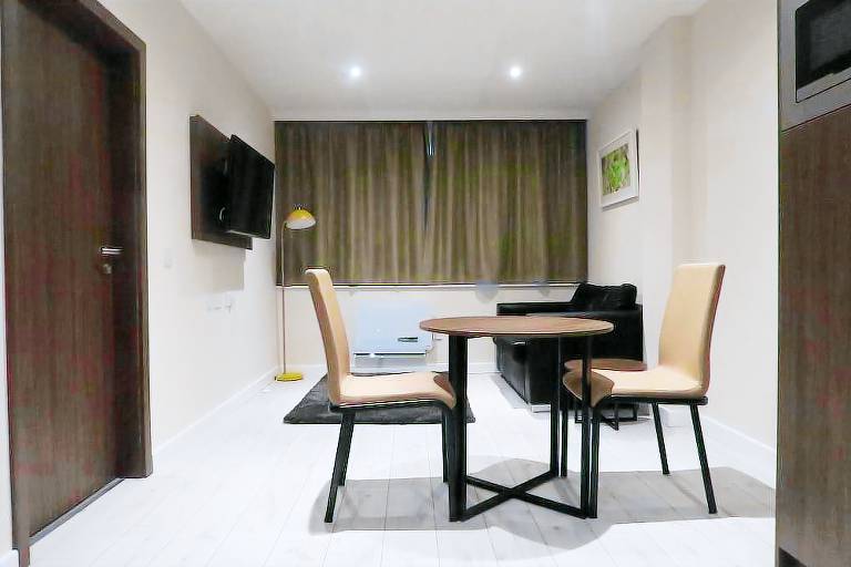 Apartment Newport