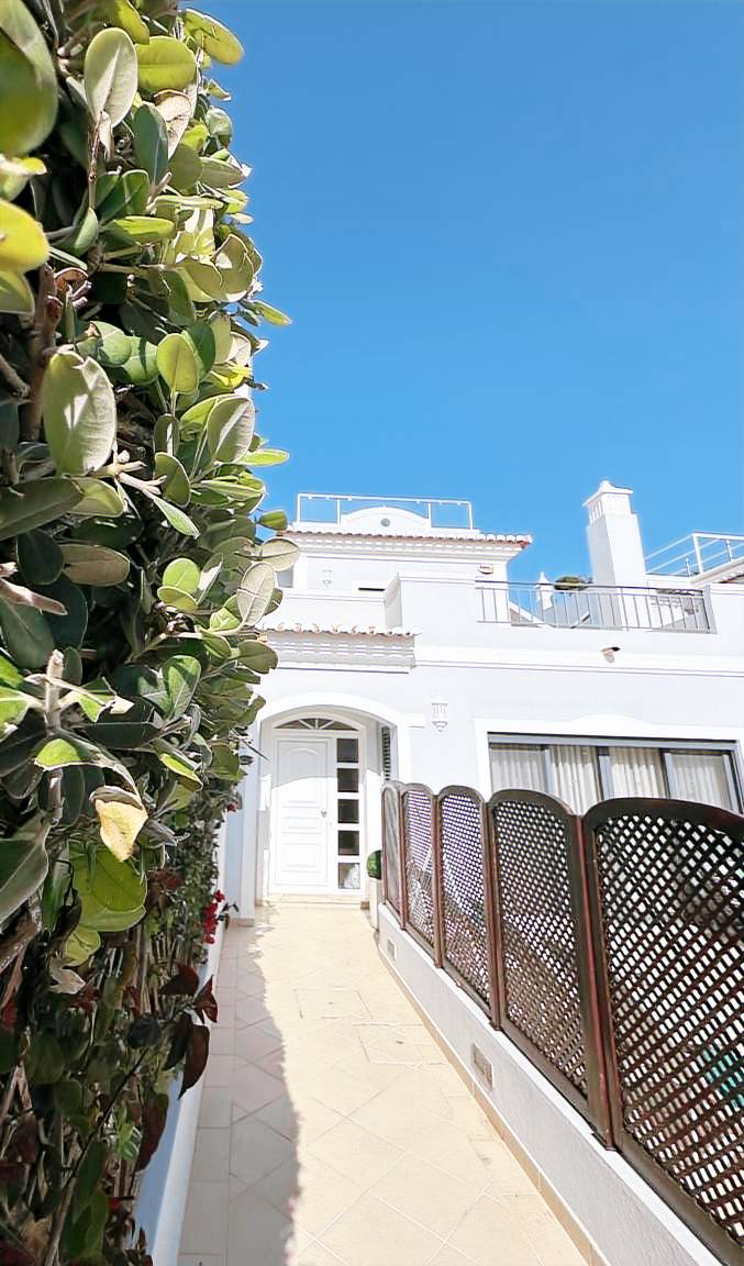 Villa Almancil