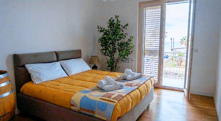 Apartment with 1 room for 4 persons — photo 2