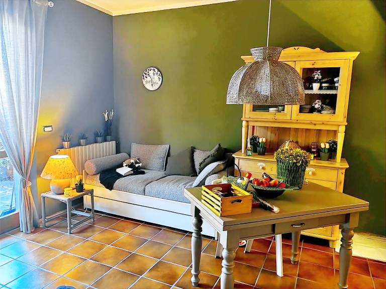 Apartment with terrace — photo 4