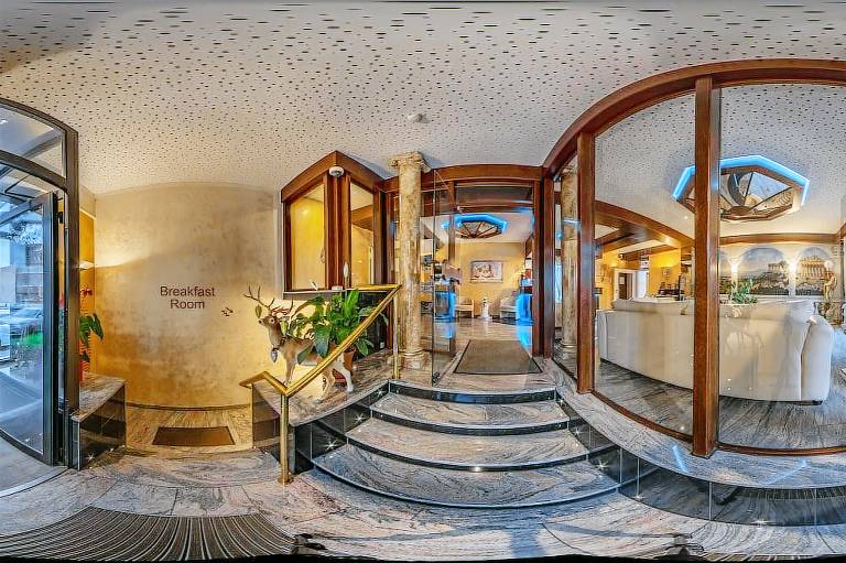 Hotel Astro