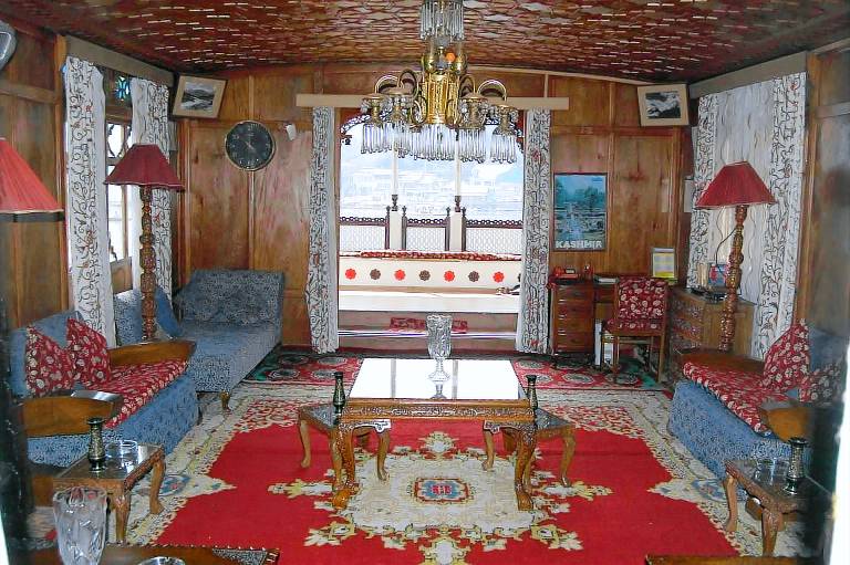 Child-friendly house with barbeque, pool & hot tub | Water view | Suitable for remote work | Pet-friendly — photo 4