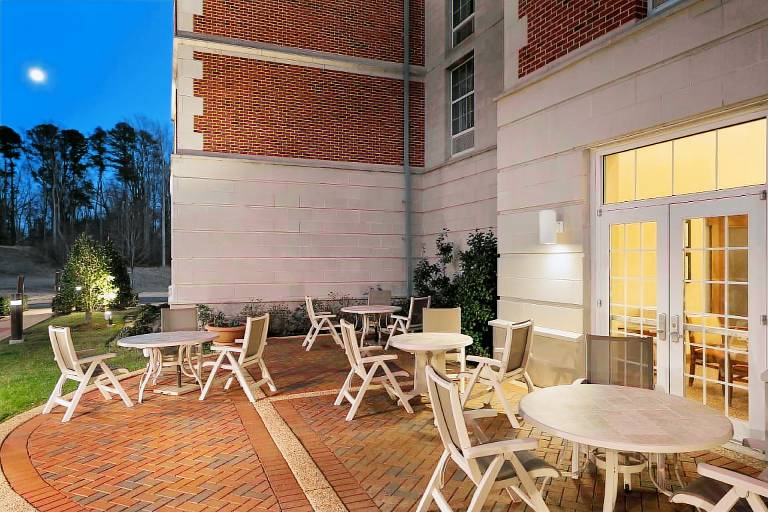 Hampton Inn & Suites Williamsburg-Central — photo 3
