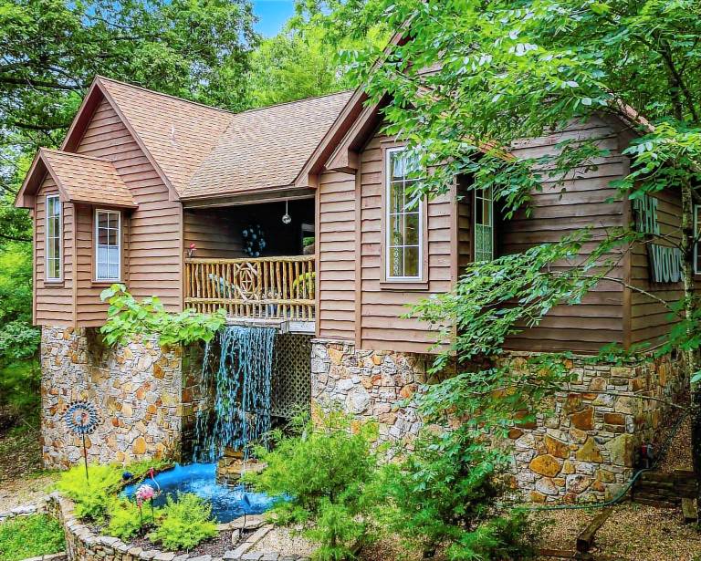 Cabin Eureka Springs