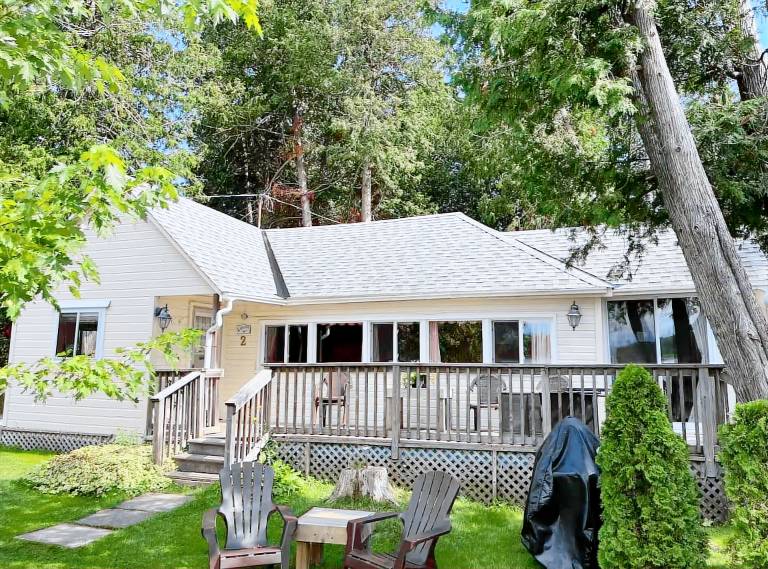 Chalet  Peterborough