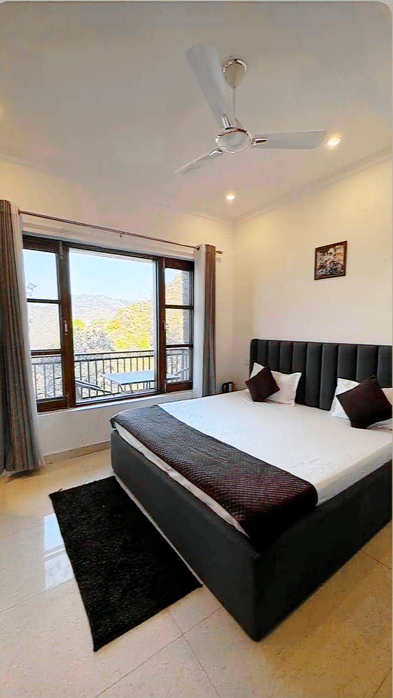 Villa with barbeque in Mussoorie