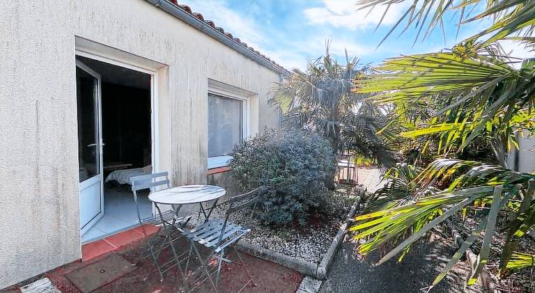 Pleasant apartment with yard | Beach nearby | Perfect for remote work | Dogs allowed — photo 4