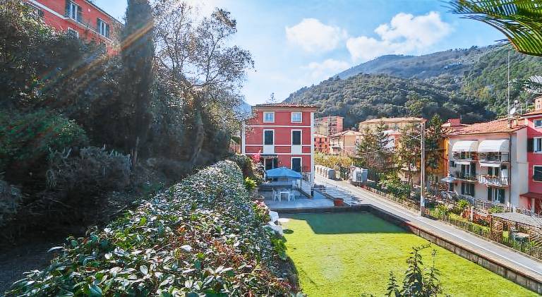 LA POMELLA — photo 4