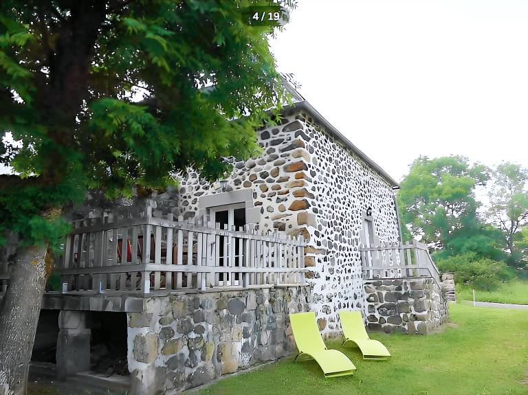 Fully equipped charming vacation home with terrace, grill & yard | Garden view | Good for workation | Dogs allowed — photo 4