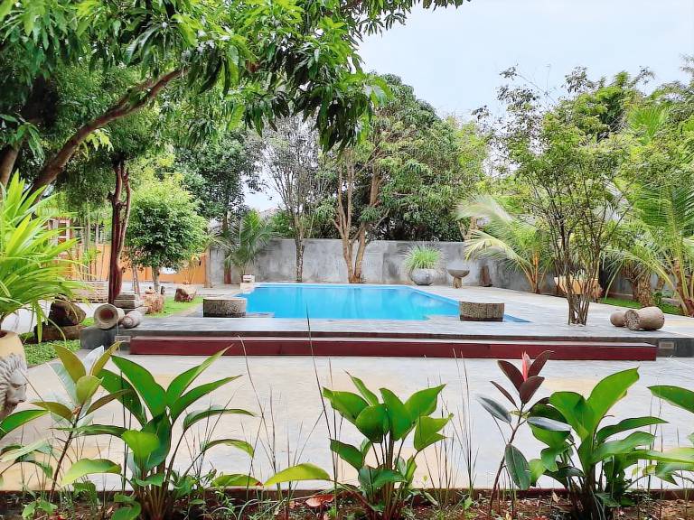 Bed & Breakfast  Tissamaharama