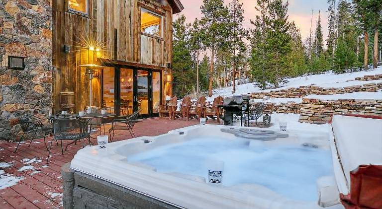Fully equipped beautiful house with yard, terrace & jacuzzi | Pets are welcome — photo 5