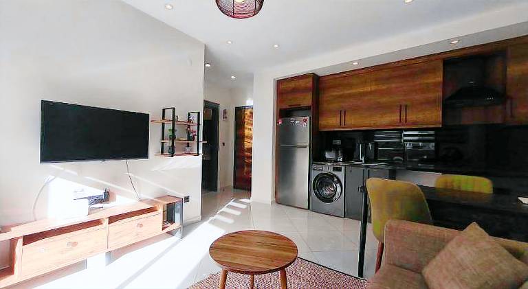 5 STAR FACILITIES/WALKING DISTANCE TO AMENITIES AND THE BEACH — photo 2