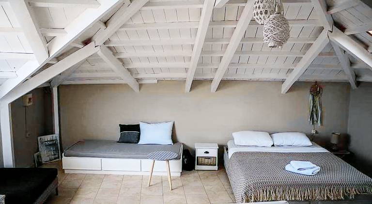 Holiday apartment with patio in Lesvos