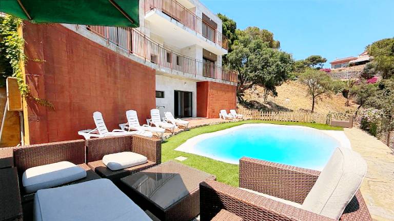 Villa 'Costacabana - Sunny Beach' with Sea View, Private Pool and Wi-Fi — photo 3