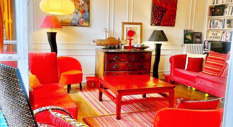 Fully equipped spacious rental apartment | Next to Arc de Triomphe | Suitable for remote work | Dogs allowed in Courbevoie