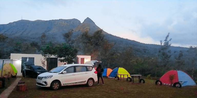 Vacation home with BBQ | Pet-friendly in Chikkamagaluru