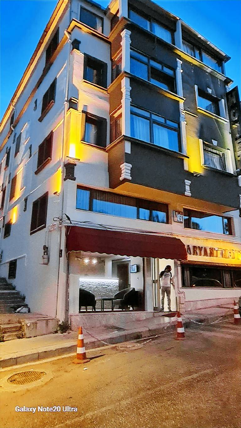 VARYANT HOTEL — photo 4