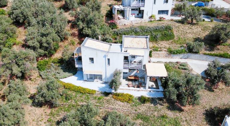Villa with barbecue, patio & garden — photo 5