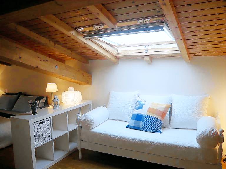 Apartment with dog in Acireale, Sicily for amaximum of 3 people